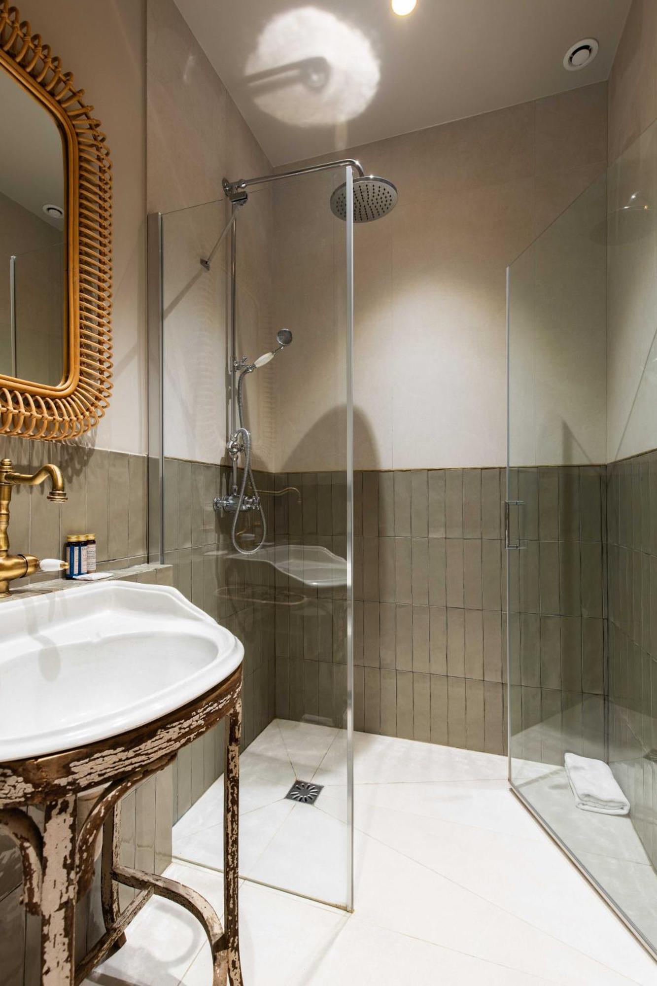 Appartamento Cmg Amazing Duplex 3Br 6P Le Marais Parigi Esterno foto